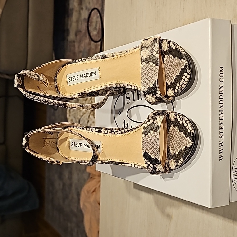 Steve Madden Carreon Multi Snake 6.5